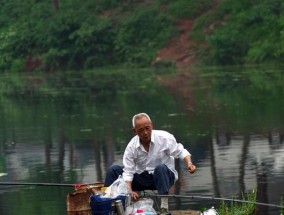 冬季长竿野钓的技巧与方法（掌握有效技巧）