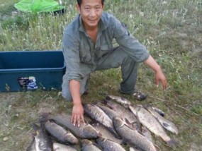 秋冬海竿野钓鲤鱼技巧（海竿钓鲤鱼技巧）