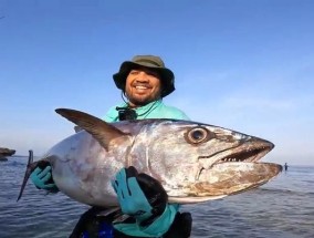 海钓野钓金枪鱼技巧（海上挑战）