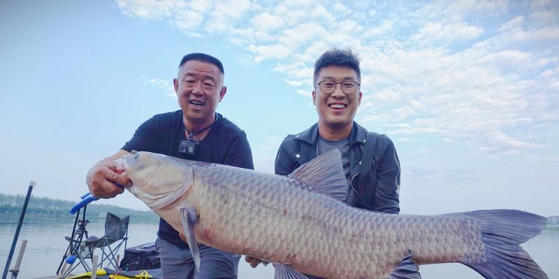 探秘海竿钓野生青鱼的技巧与方法（海竿钓野生青鱼，捕获美味的关键技巧）  第3张