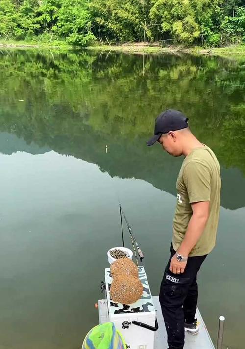 钓鱼人的两大野钓技巧（掌握技巧，成为钓鱼高手）  第2张