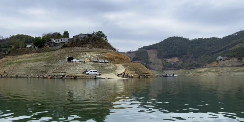 冬季万峰湖野钓技巧（掌握这些技巧）  第3张