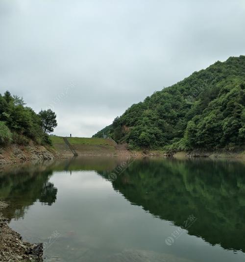 腊竹湾水库钓鱼技巧与方法（探秘腊竹湾水库的钓鱼技巧）  第3张