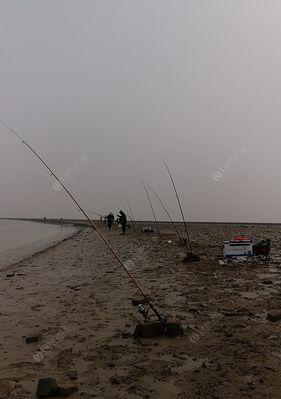 流水闸口钓鱼技巧与方法（深入探讨流水闸口钓鱼的技巧与策略）  第2张